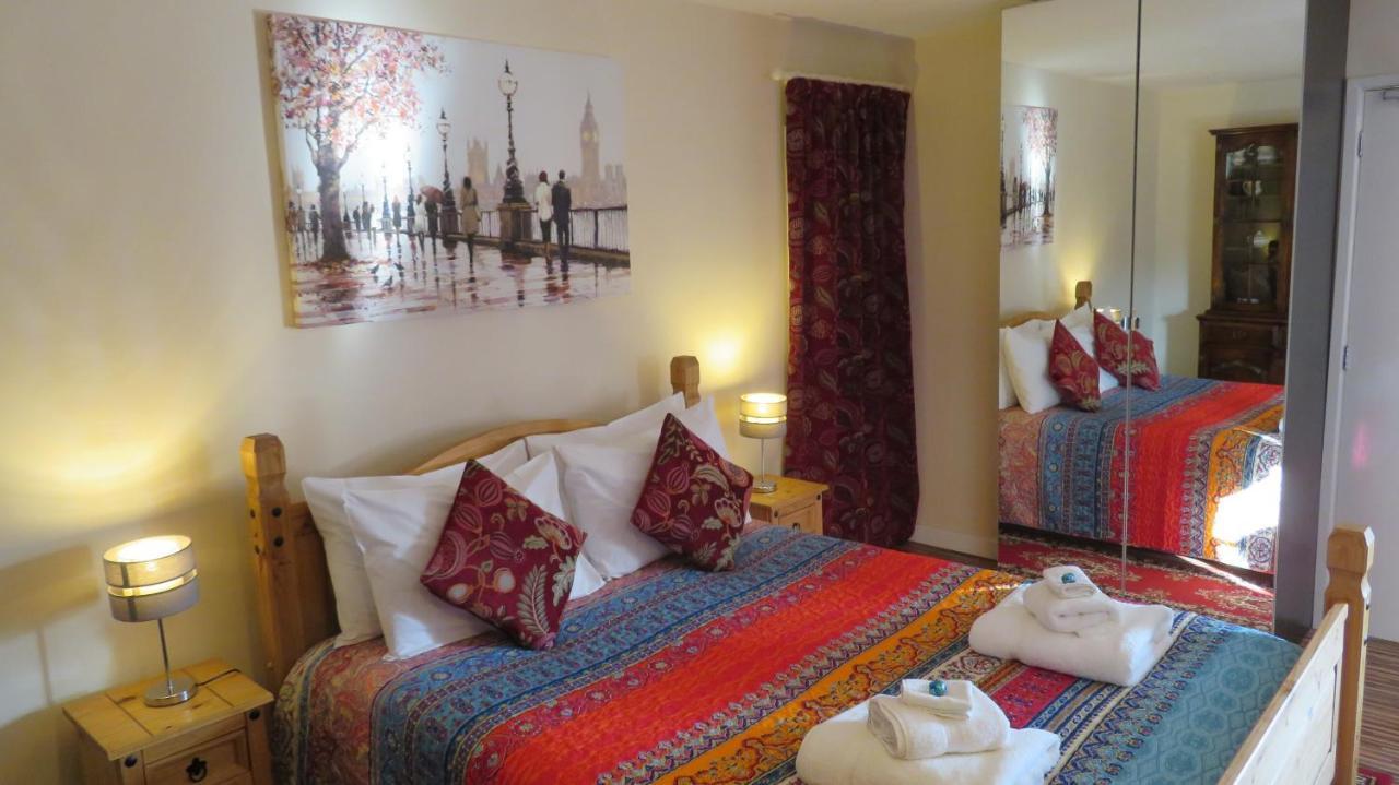 The Wheatsheaf Hotel Mundesley Bilik gambar